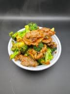 Best Beef w. Broccoli 芥蓝牛 in Orangeburg, NY